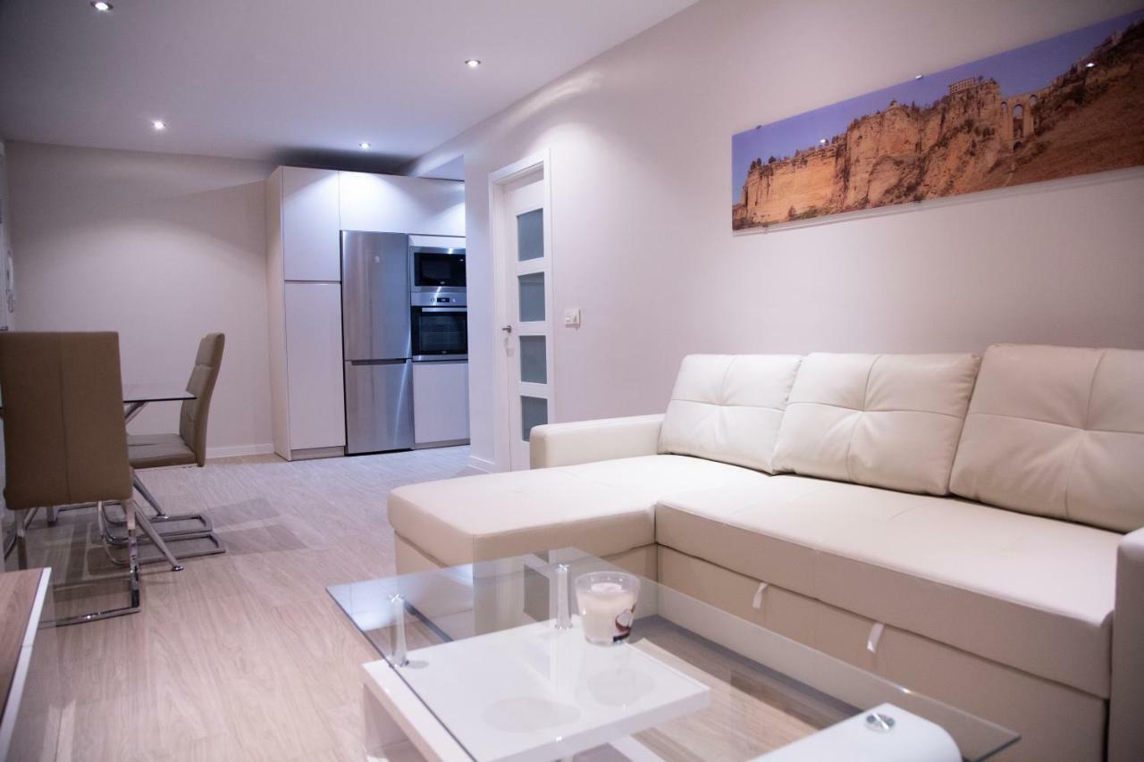 Bellavista Apartment *
